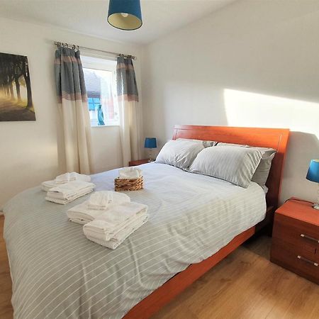 Modern One Bedroom Apt - City Centre & Freeparking Glasgow Eksteriør billede