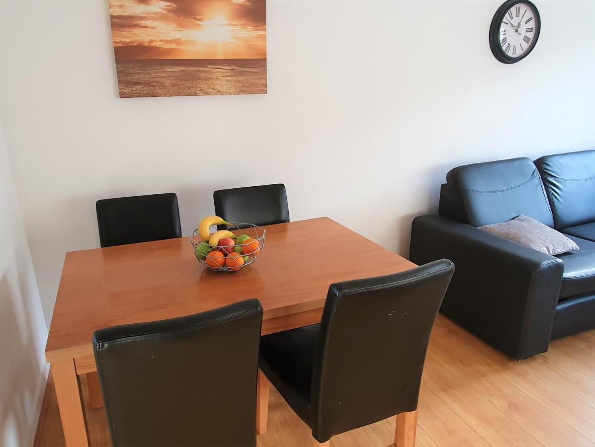 Modern One Bedroom Apt - City Centre & Freeparking Glasgow Eksteriør billede