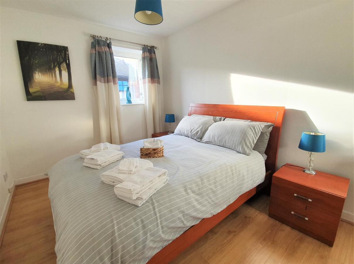 Modern One Bedroom Apt - City Centre & Freeparking Glasgow Eksteriør billede